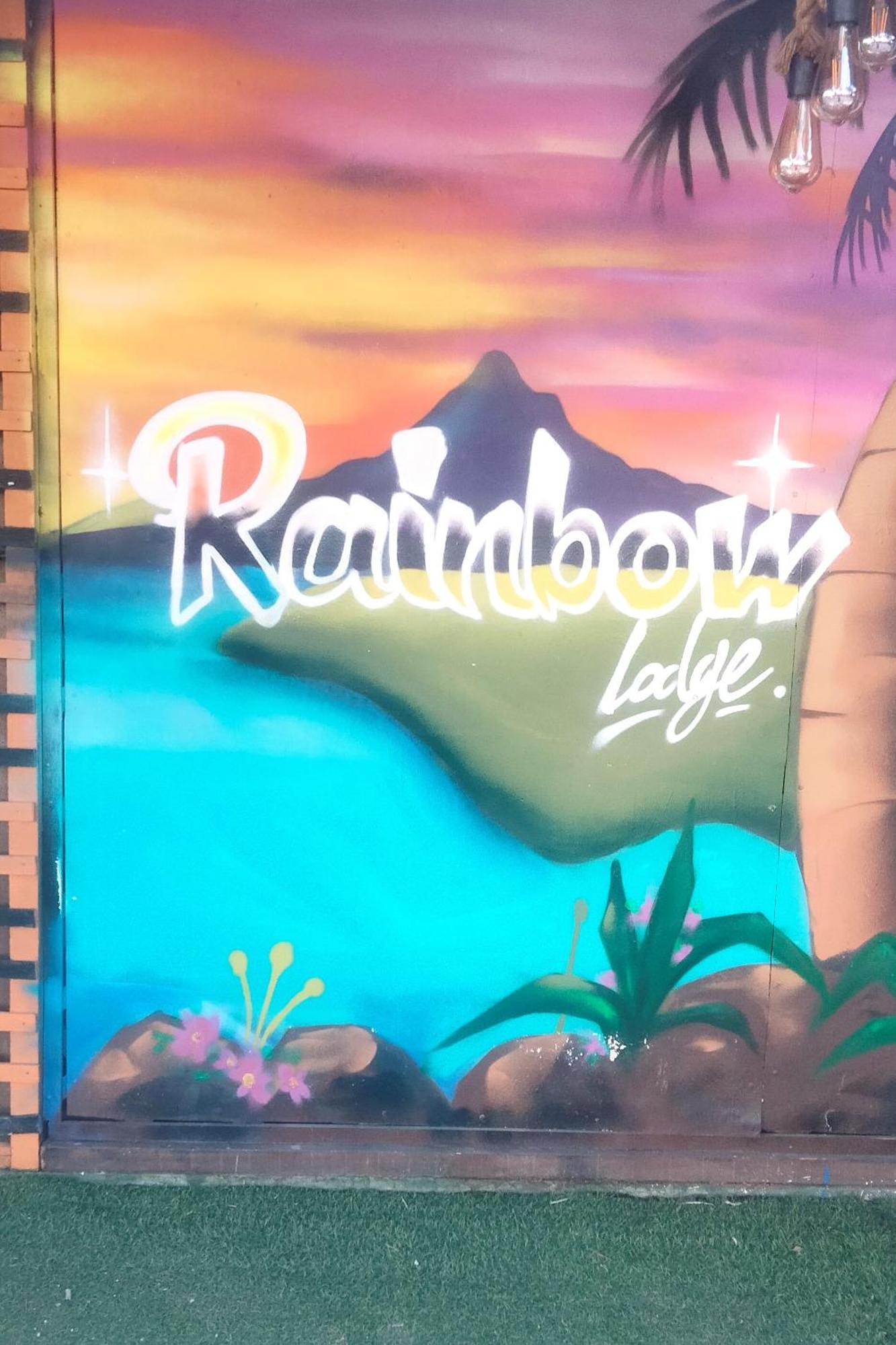 珍南海滩 Rainbow Bed N Bfast旅舍 外观 照片